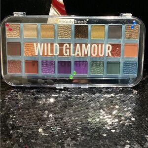 Beauty Treats Vibrant Eyeshadow Palette